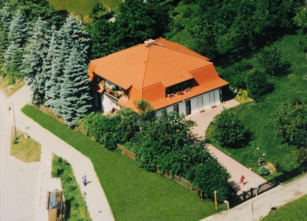 Ferienwohnungen Elsterblick Bad Elster Exterior foto